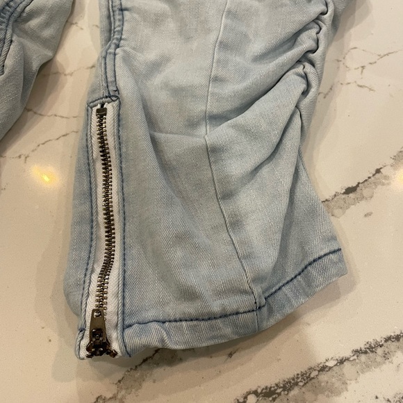 GUC Kuwallatee washed denim size Medium. - Picture 2 of 5